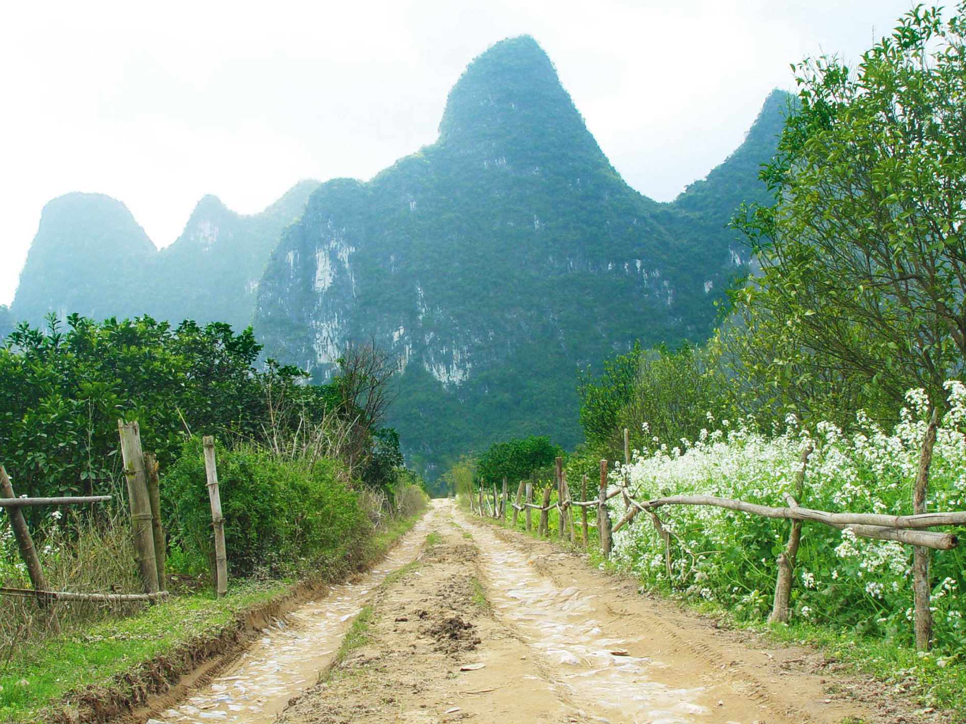 Trails in Yangshuo