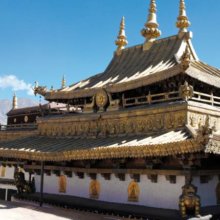 Gateway-To-Tibet-Itinerary-4-Group-Tour-China