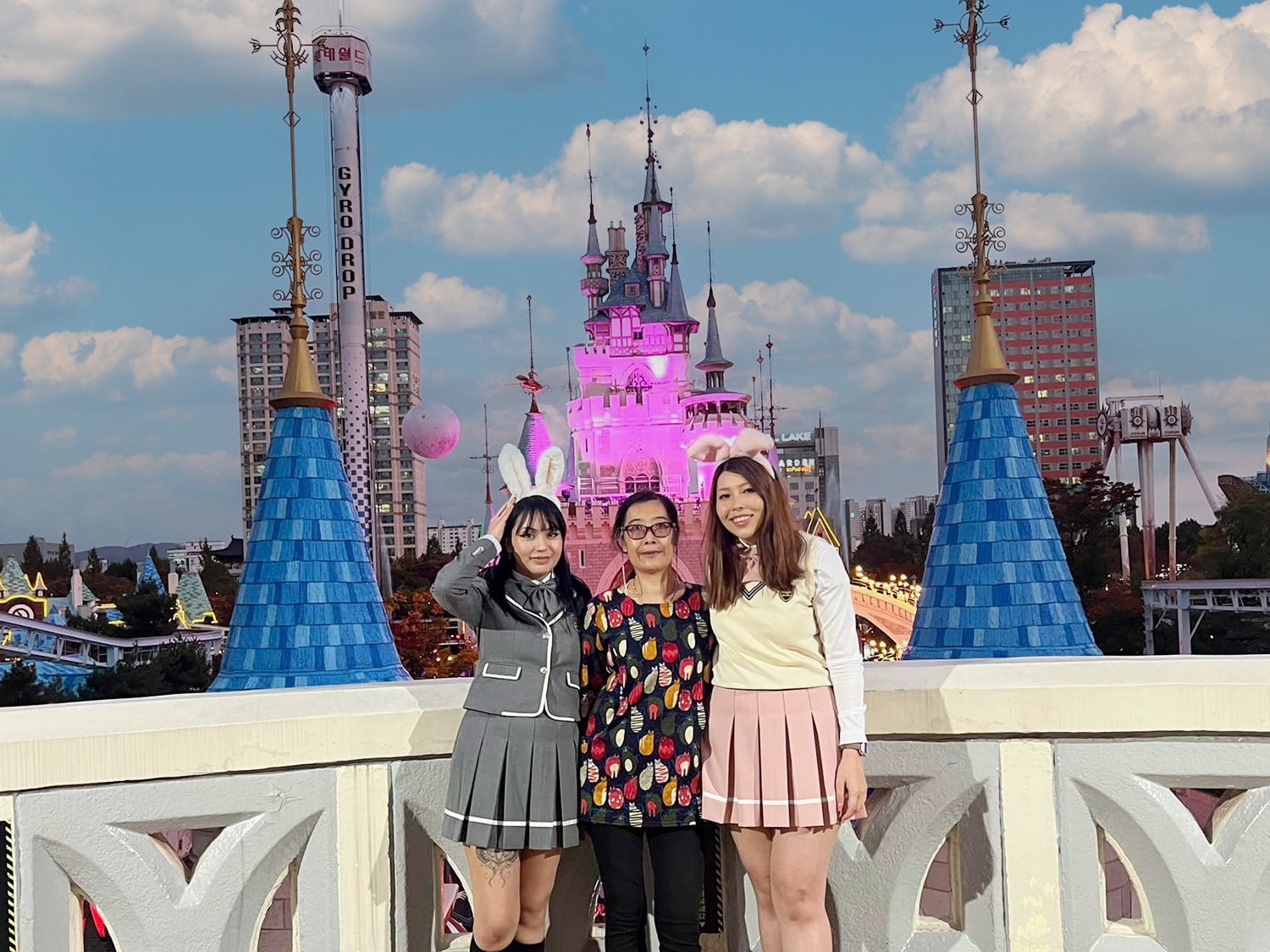 A group of girls at Lotte World