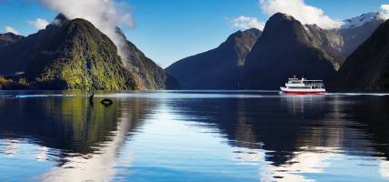 Milford Sound - New Zealand - On The Go Tours