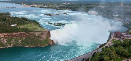 Niagara Falls - Best places to visit in Canada - On The Go Tours