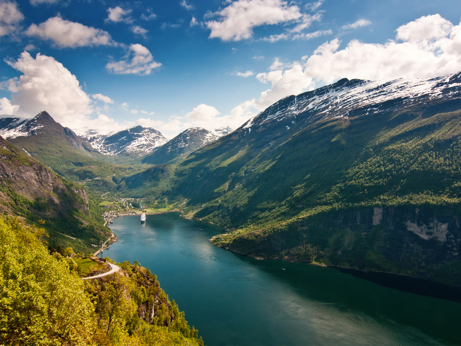 Fjords, Charms & Traditions - 8 days