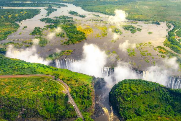 is november a good time to visit zambia