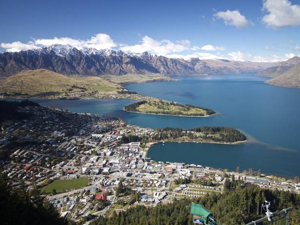 View of Queenstown - New Zealand - On The Go Tours