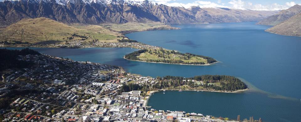 View of Queenstown - New Zealand - On The Go Tours