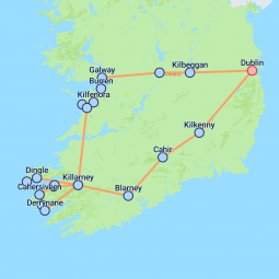 Two female travellers | West coast of Ireland